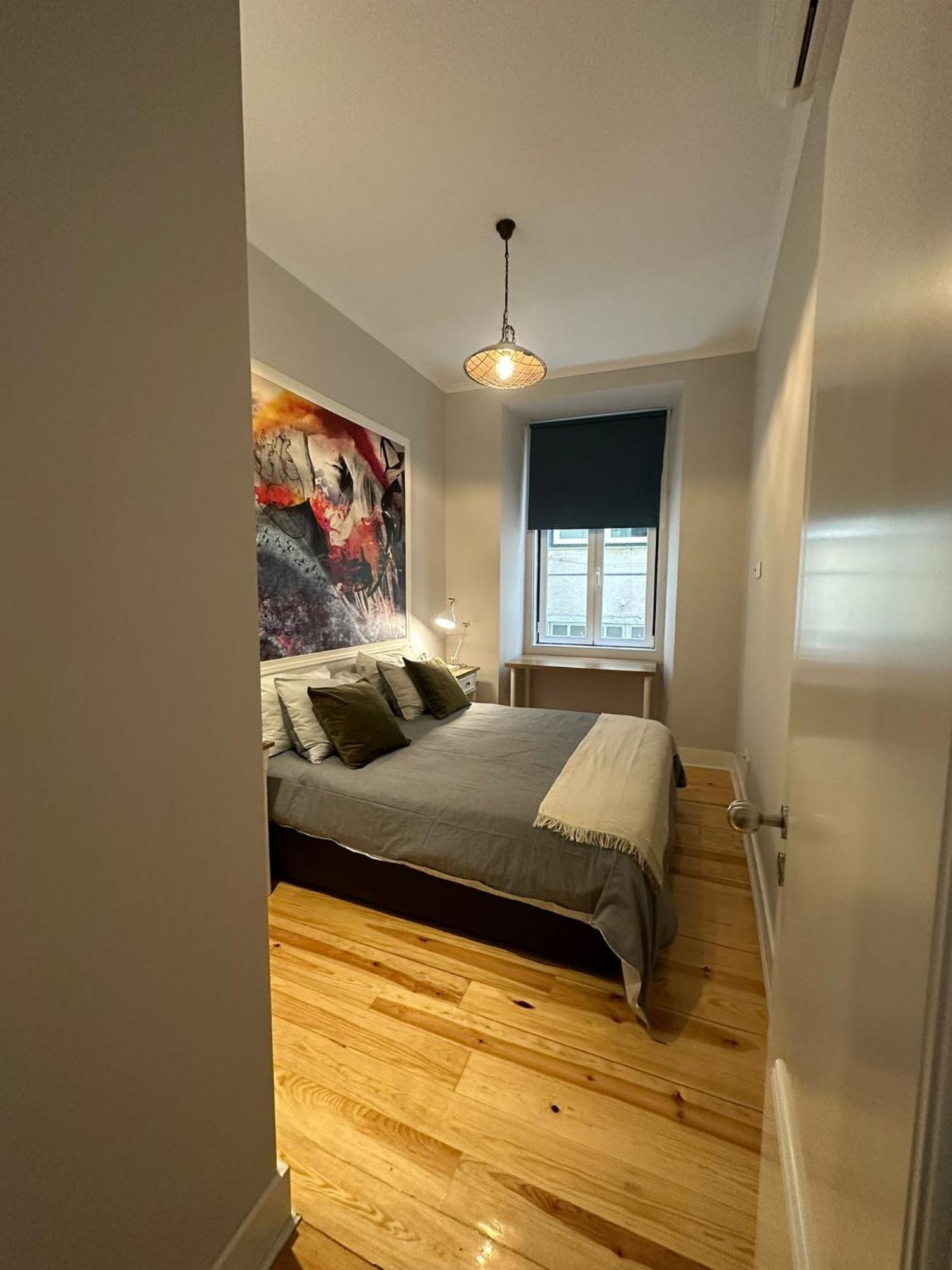 Pleasant Bedrooms In Shared House In The Center Of Praca Da Figueira Accommodatie bij particulieren *